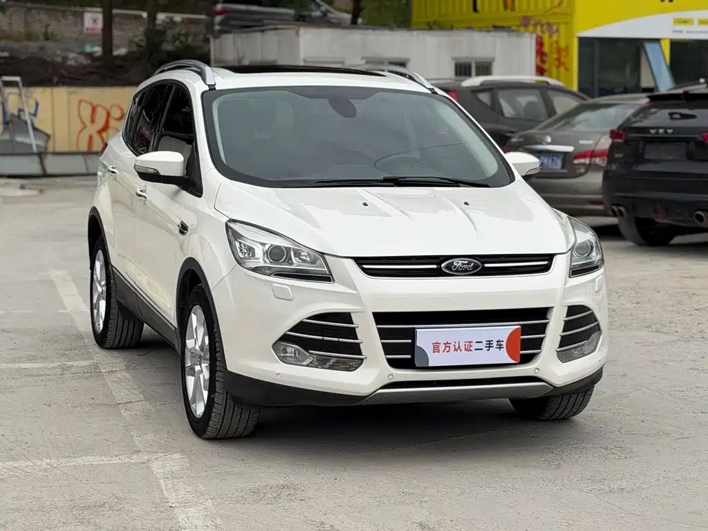 Ford Kuga 2015 — фото 3