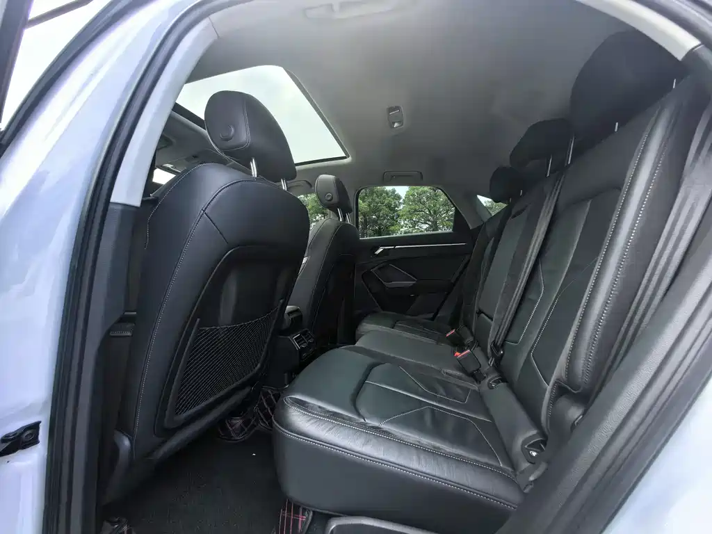 Audi Q3 Sportback 2021 — фото 9