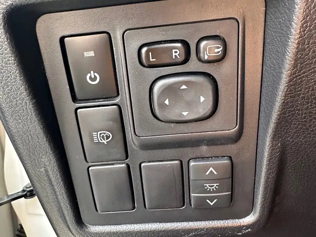 Toyota Prado 2016 — фото 20