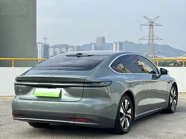 NIO ET7 2023