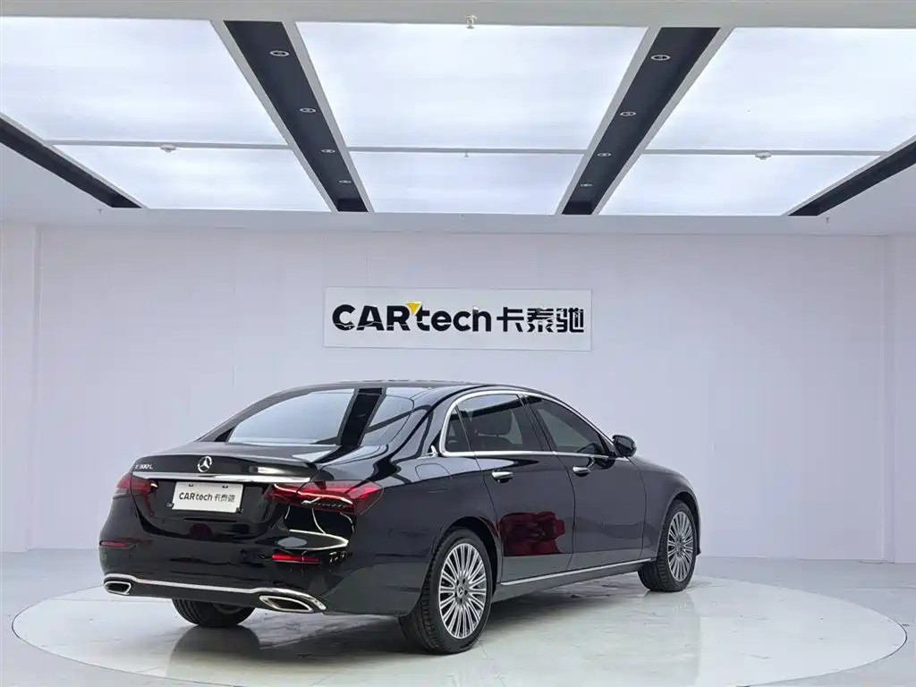 Mercedes-Benz E-Class 2023
