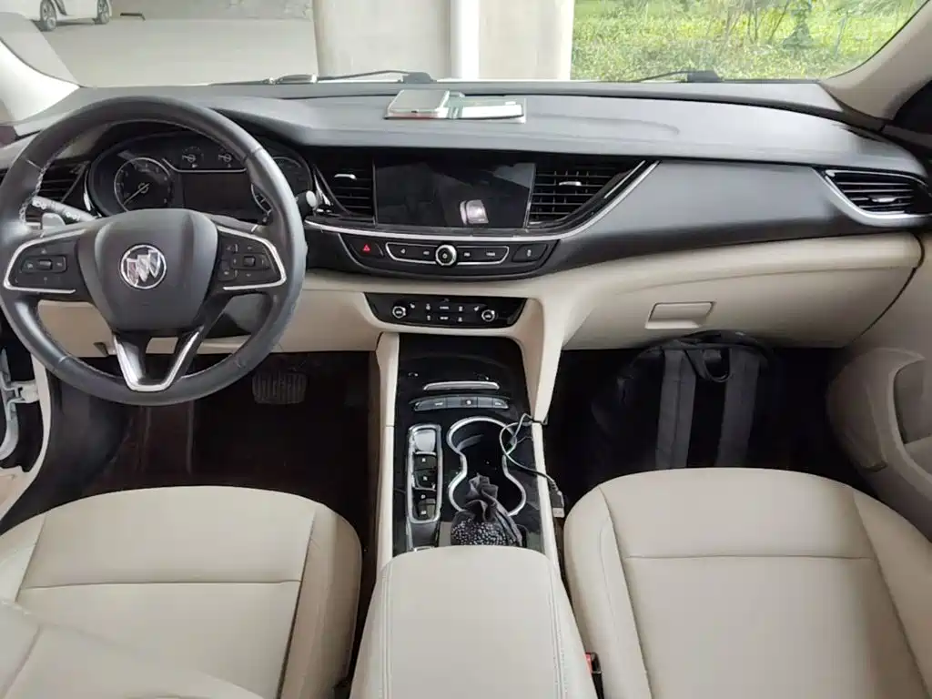 Buick Regal 2020 — фото 10
