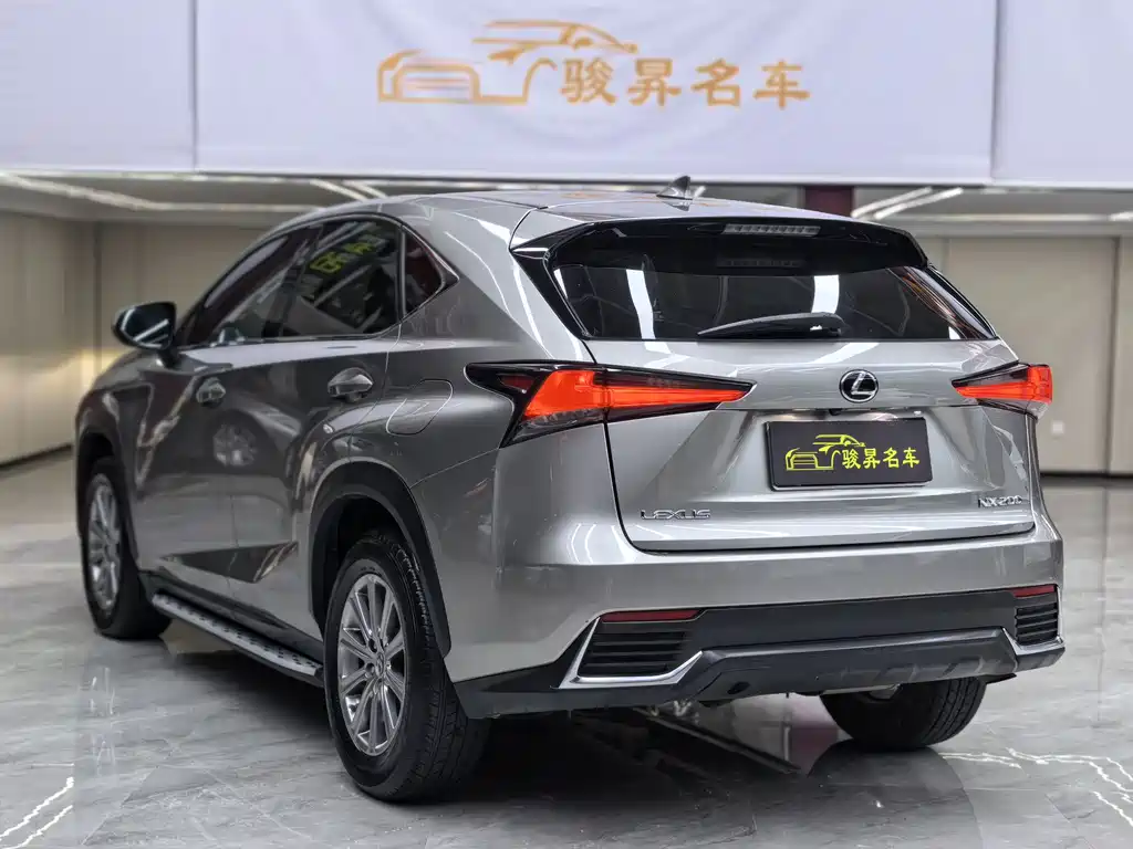 Lexus NX 2017 — фото 4