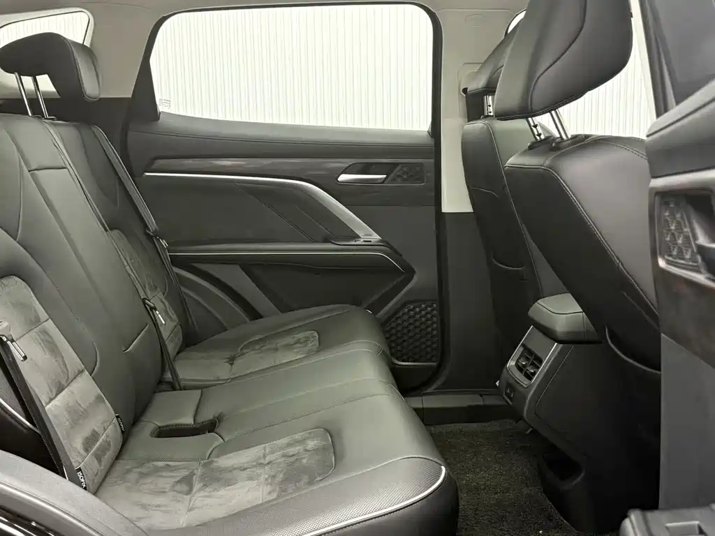 Haval H6 2023 — фото 12