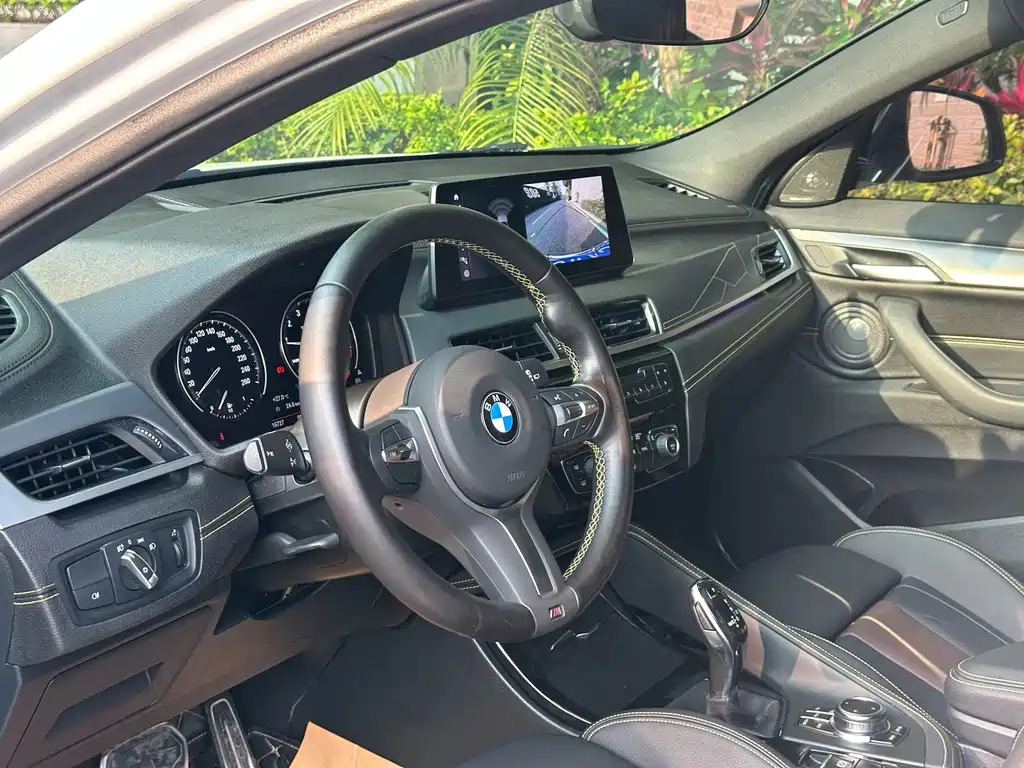 BMW X2 2023 — фото 25
