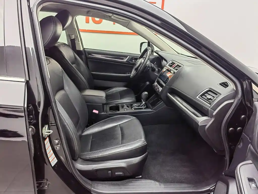 Subaru Outback 2015 — фото 23
