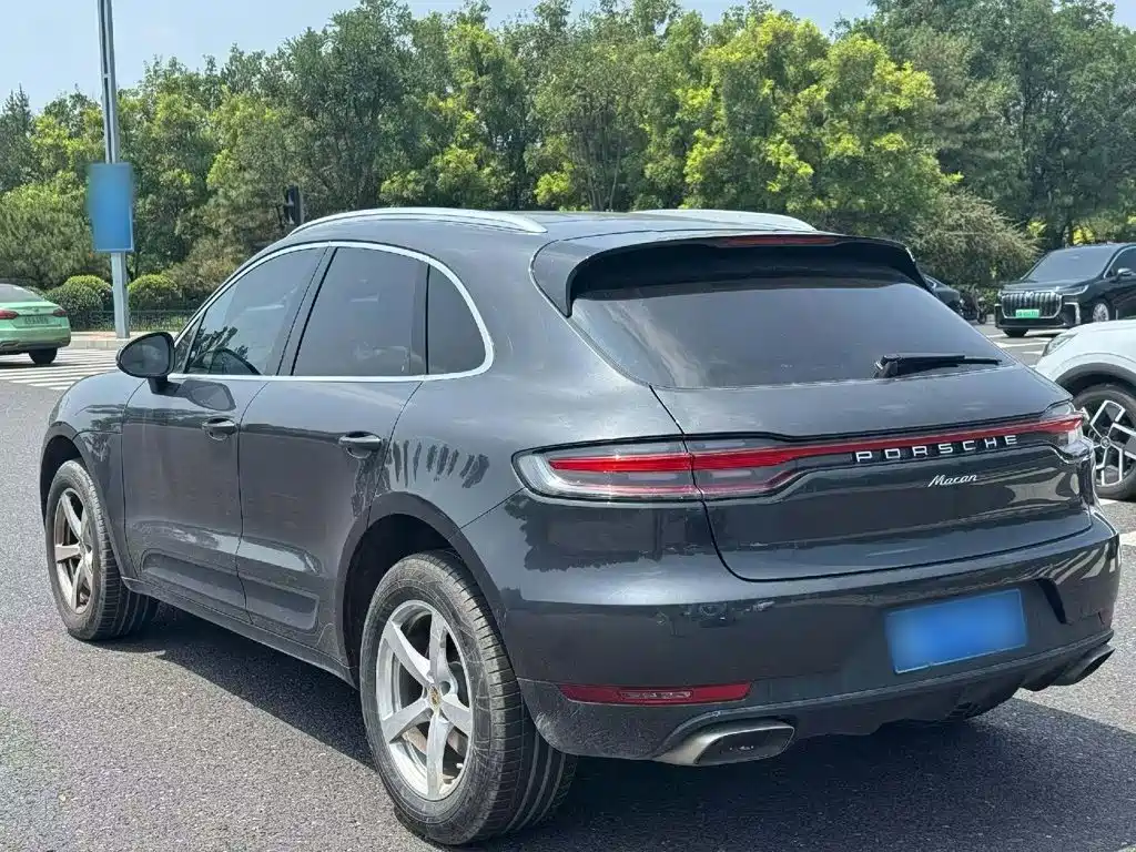 Porsche Macan 2021 — фото 5
