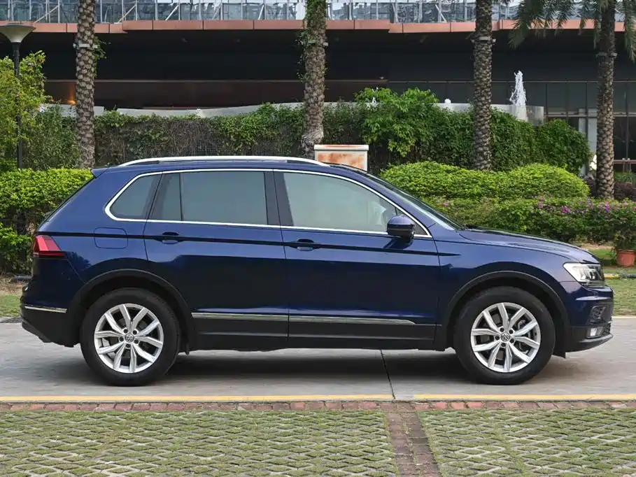 Volkswagen Tiguan 2019 — фото 6