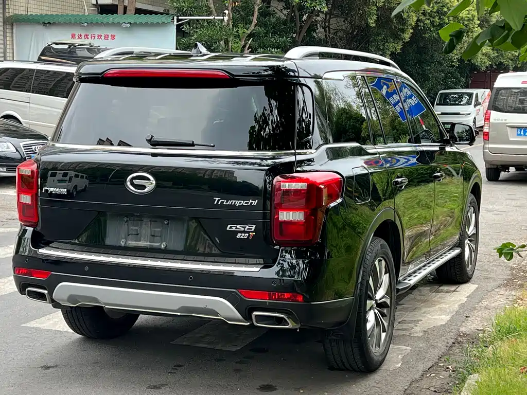 GAC Motor Trumpchi GS8 2017 — фото 2