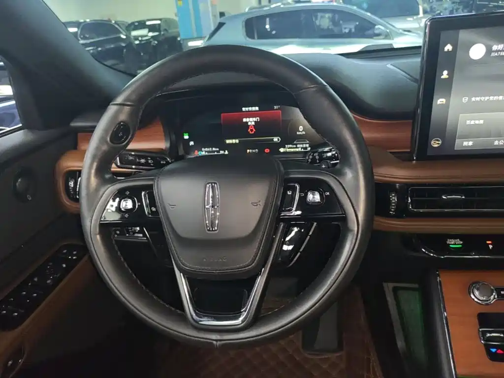 Lincoln Aviator 2020 — фото 11