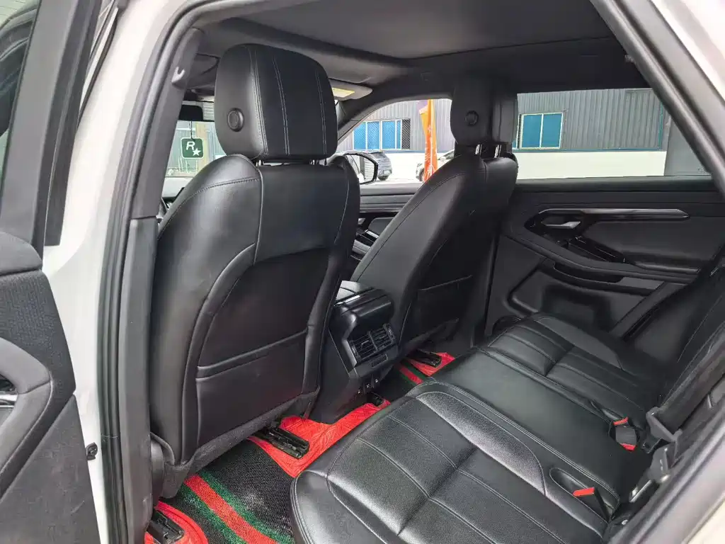 Land Rover Evoque 2020 — фото 9