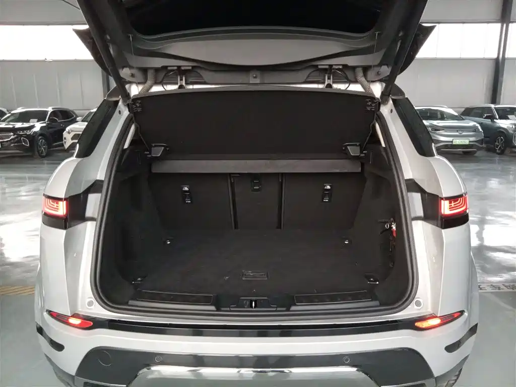 Land Rover Evoque 2022 — фото 15