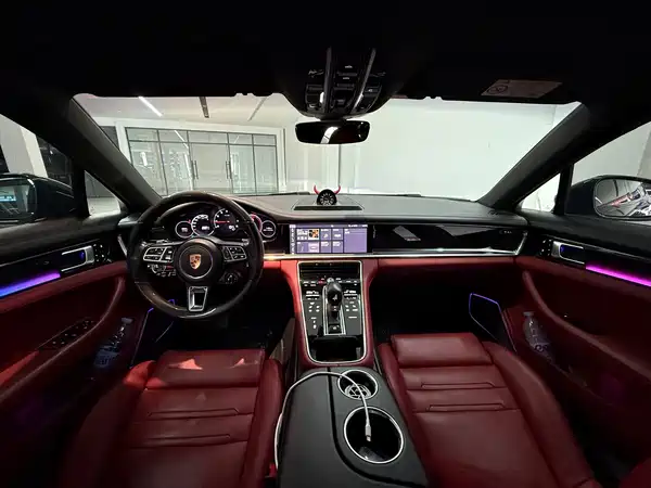Porsche Panamera 2019
