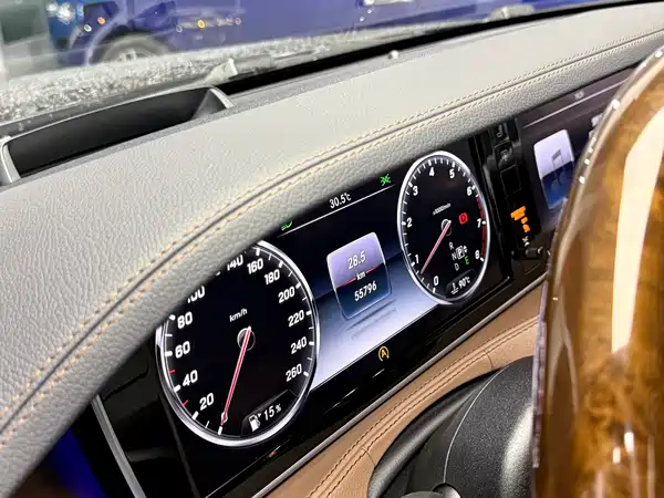 Mercedes-Benz S-Class 2014