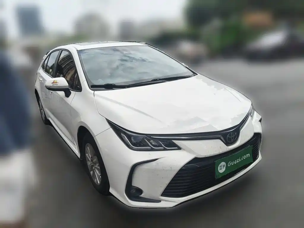 Toyota Corolla 2020 — фото 24