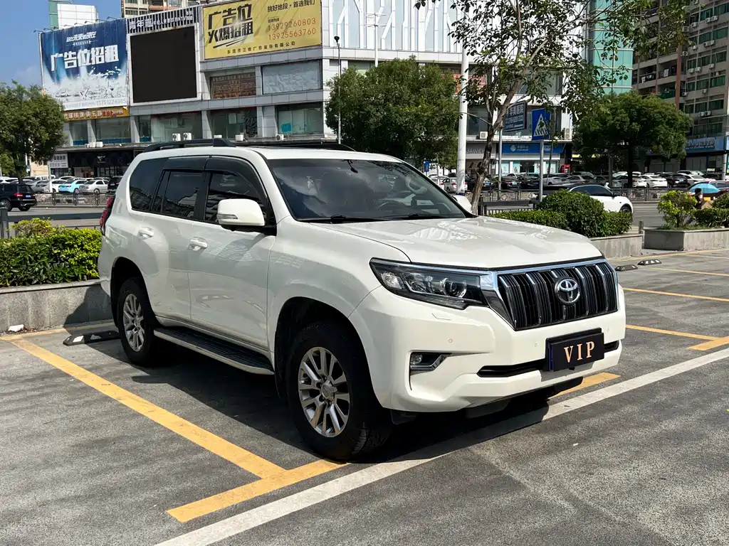Toyota Prado 2018 — фото 3