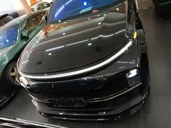 Li Auto L8 2024