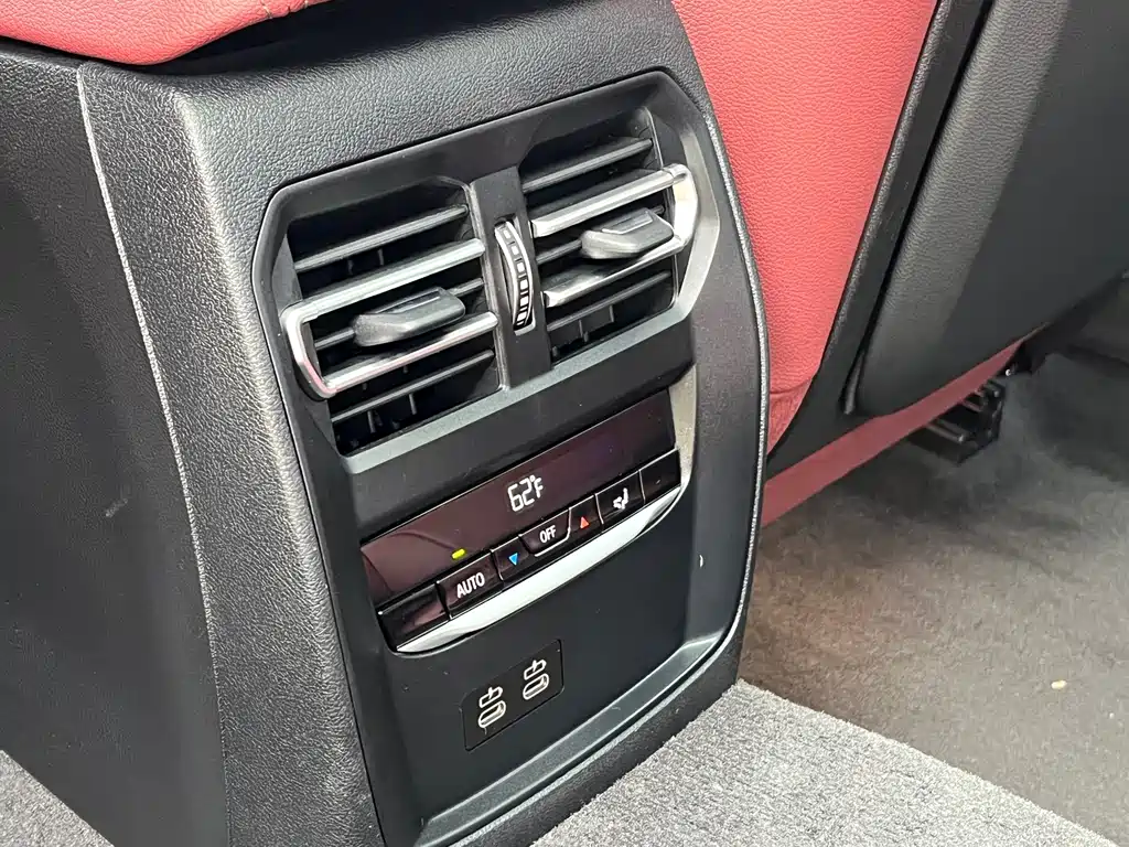 BMW 3 Series 2021 — фото 12