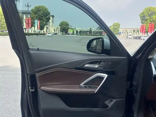 BMW X1 2023