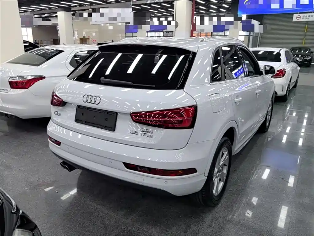 Audi Q3 2017 — фото 7