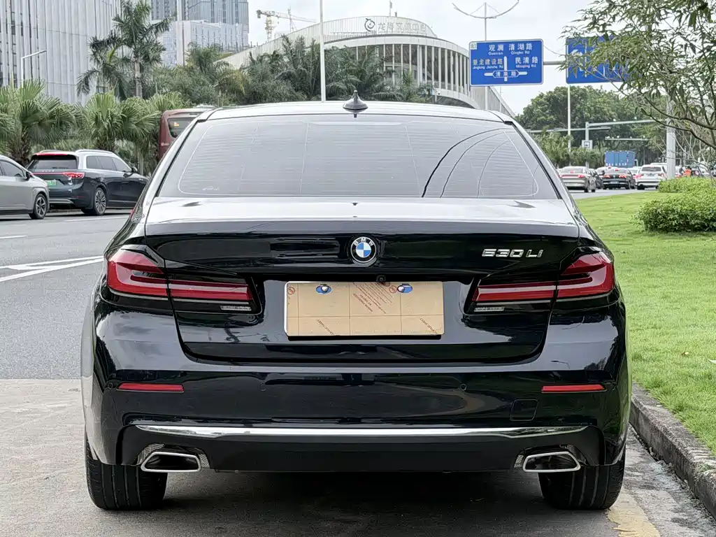 BMW 5 Series 2022