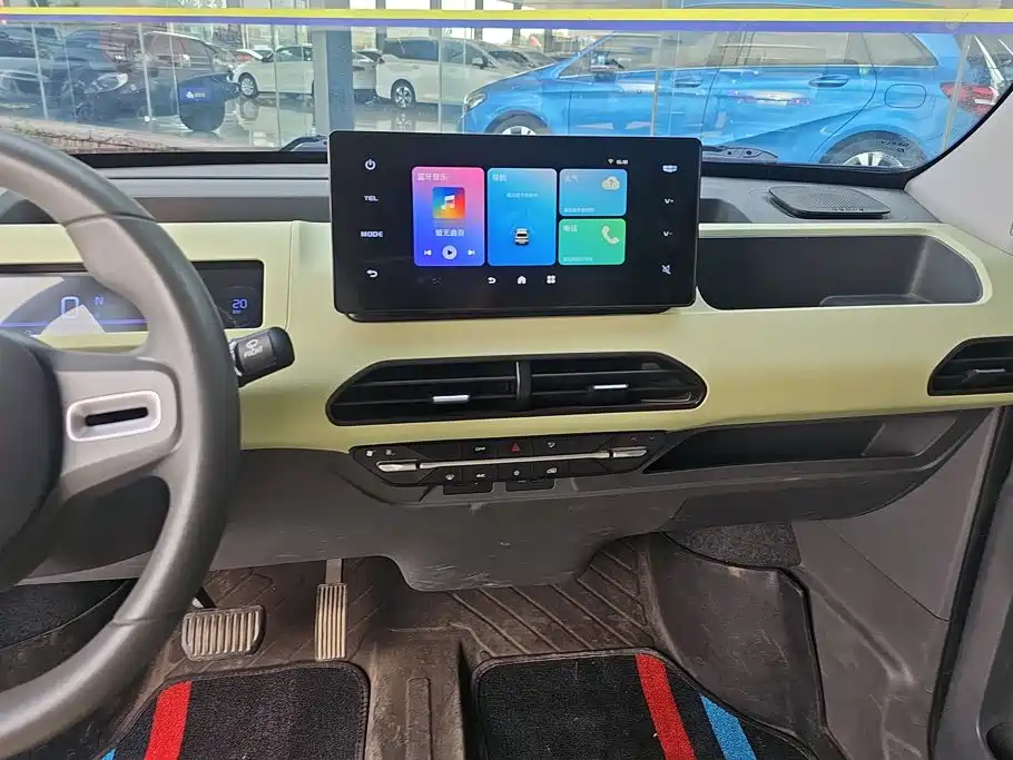 Geely Galaxy Panda 2023 — фото 13