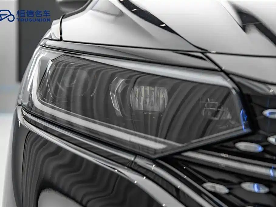 Volkswagen Passat 2023 — фото 10