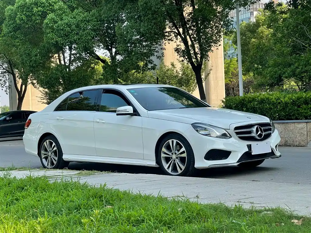Mercedes-Benz E-Class 2014 — фото 4