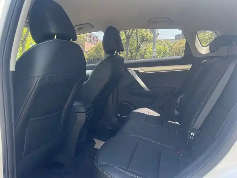 Geely Binyue 2025