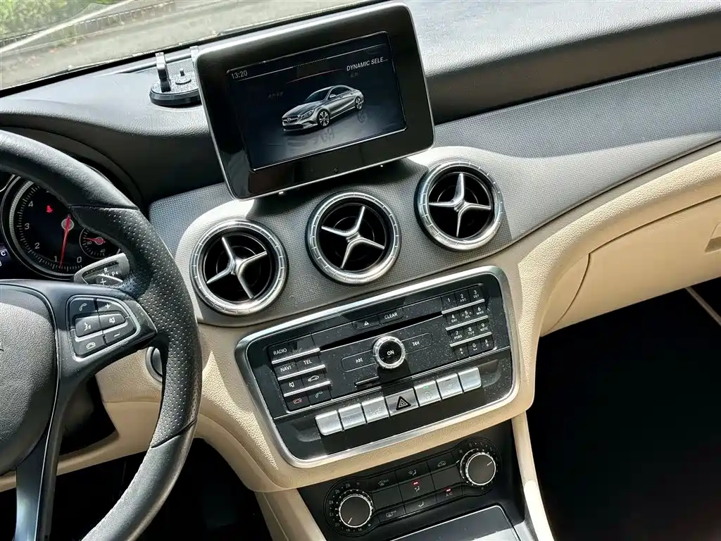 Mercedes-Benz CLA 2017 — фото 6