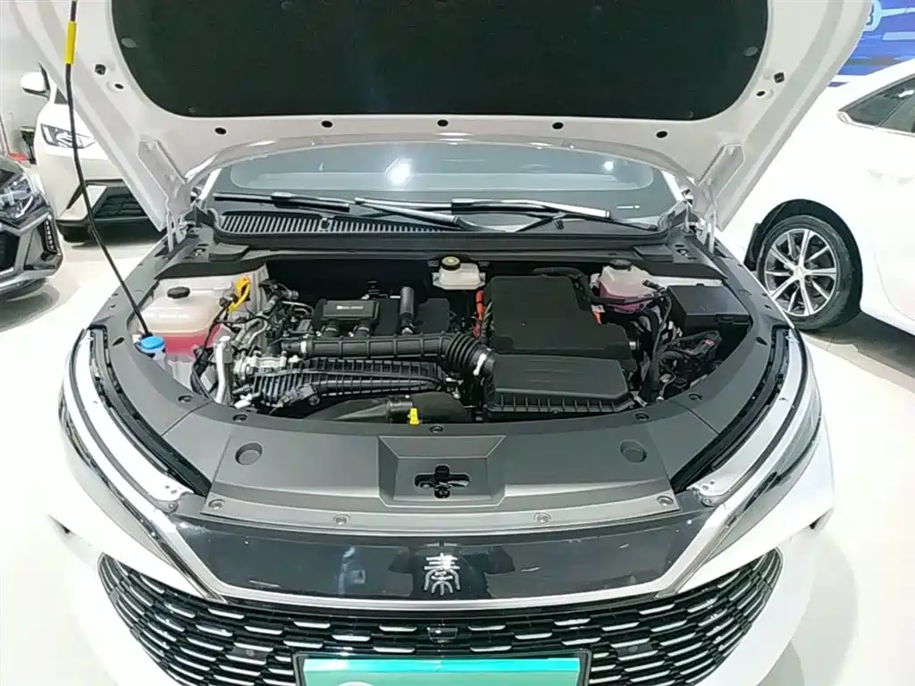 BYD Qin L 2025 — фото 20