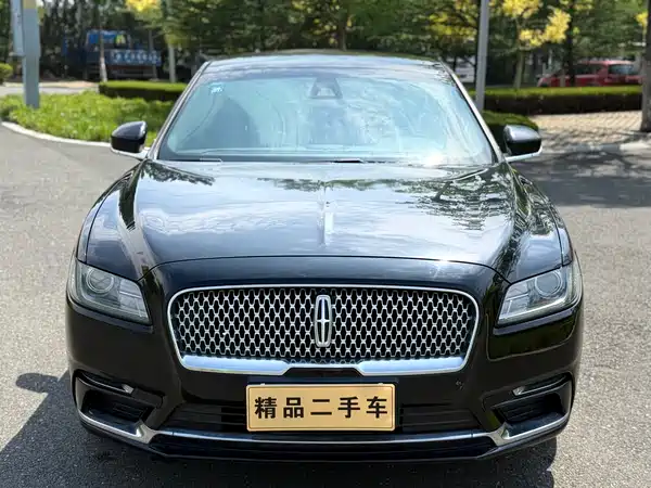 Lincoln Continental 2019