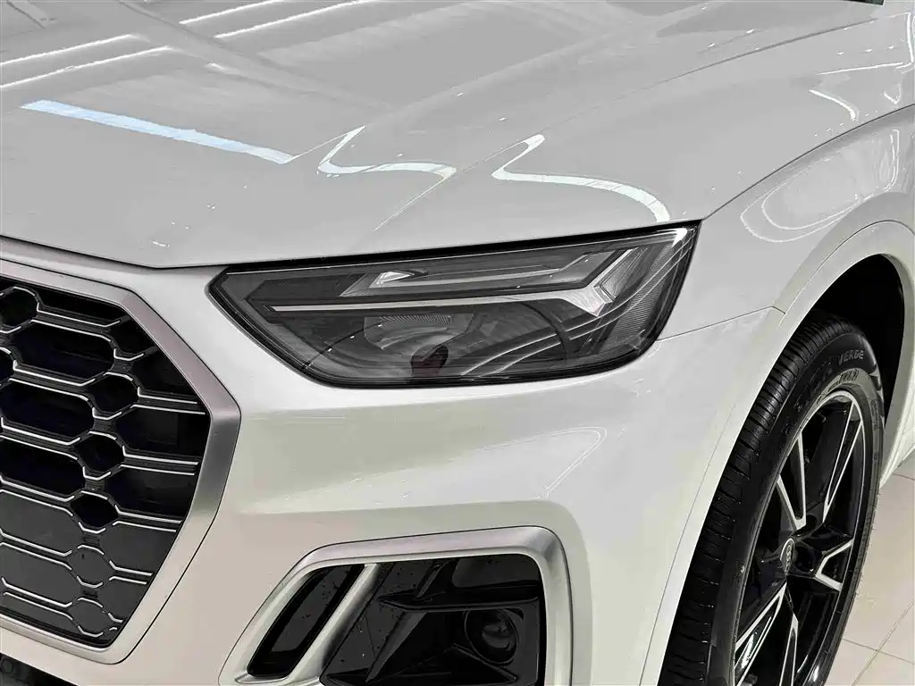 Audi Q5L 2022 — фото 4
