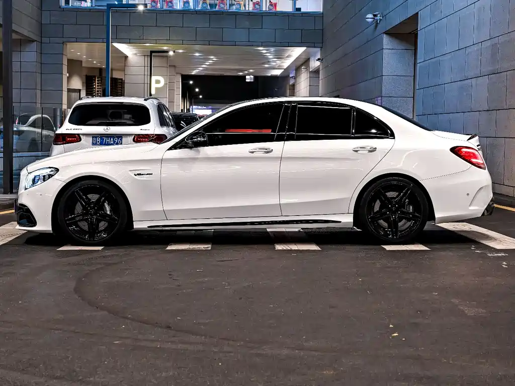 Mercedes-Benz C-Class AMG 2019 — фото 2