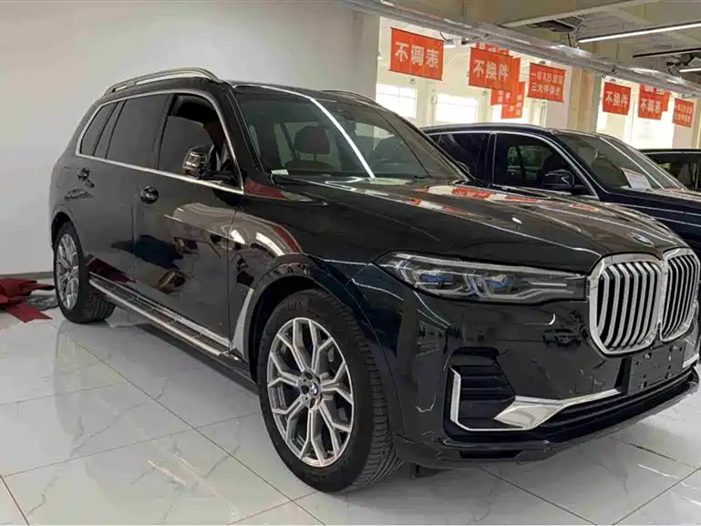 BMW X7 2021 — фото 3