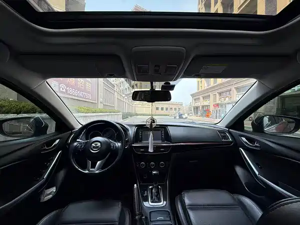 Mazda Atenza 2015
