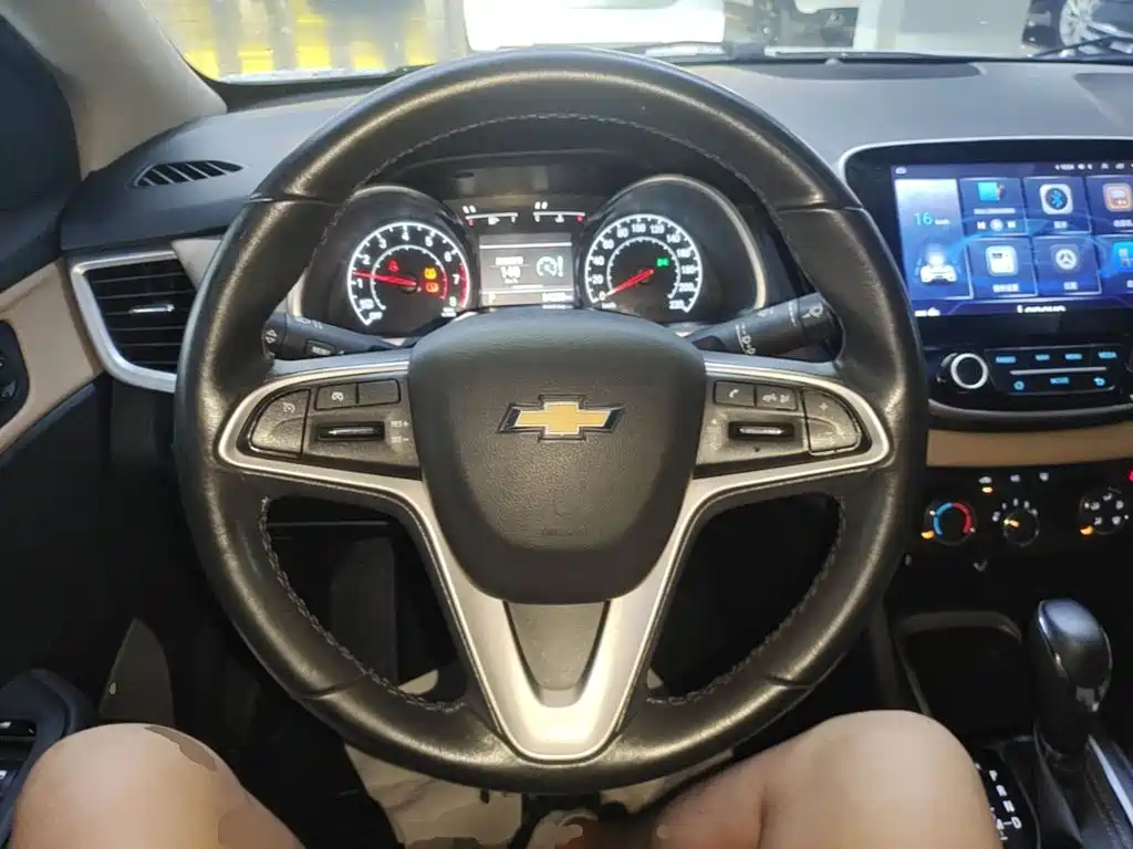 Chevrolet Cruze 2022 — фото 11