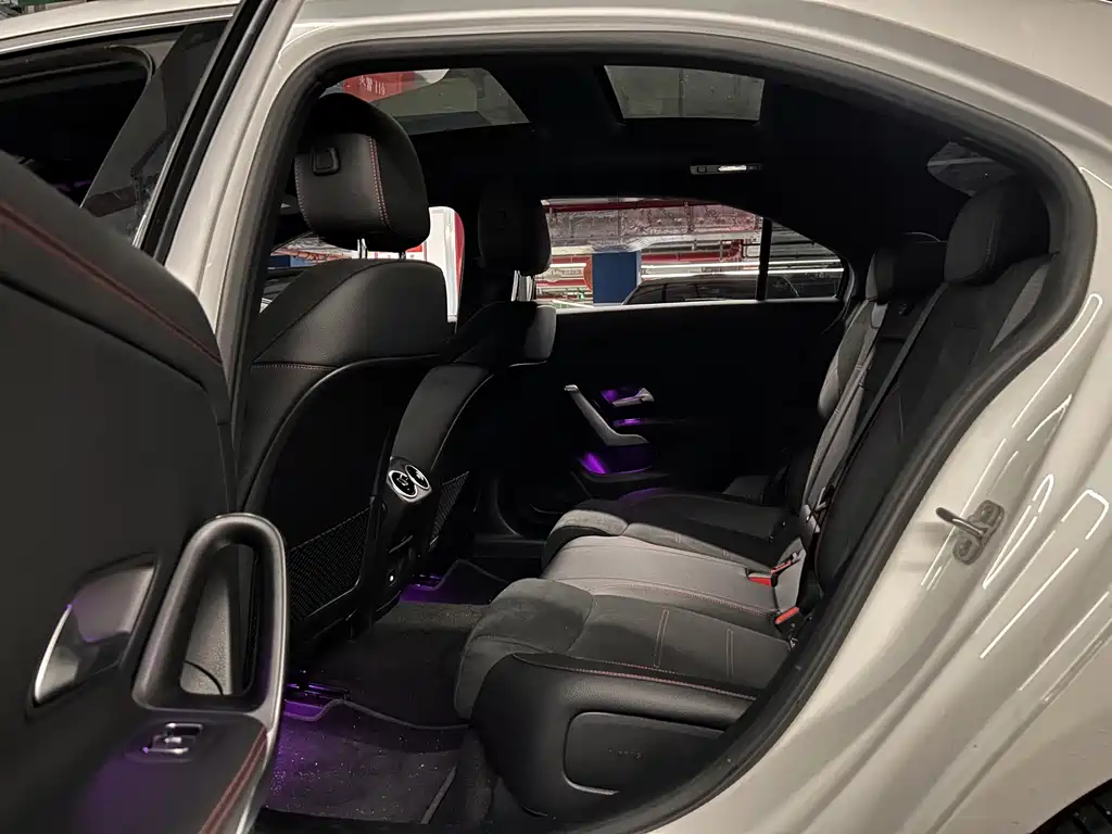 Mercedes-Benz A-Class 2025 — фото 8