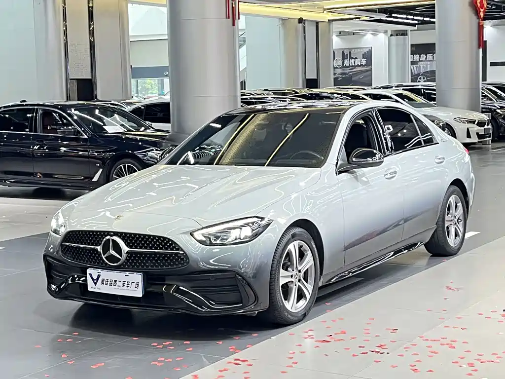 Mercedes-Benz C-Class 2022 — фото 1