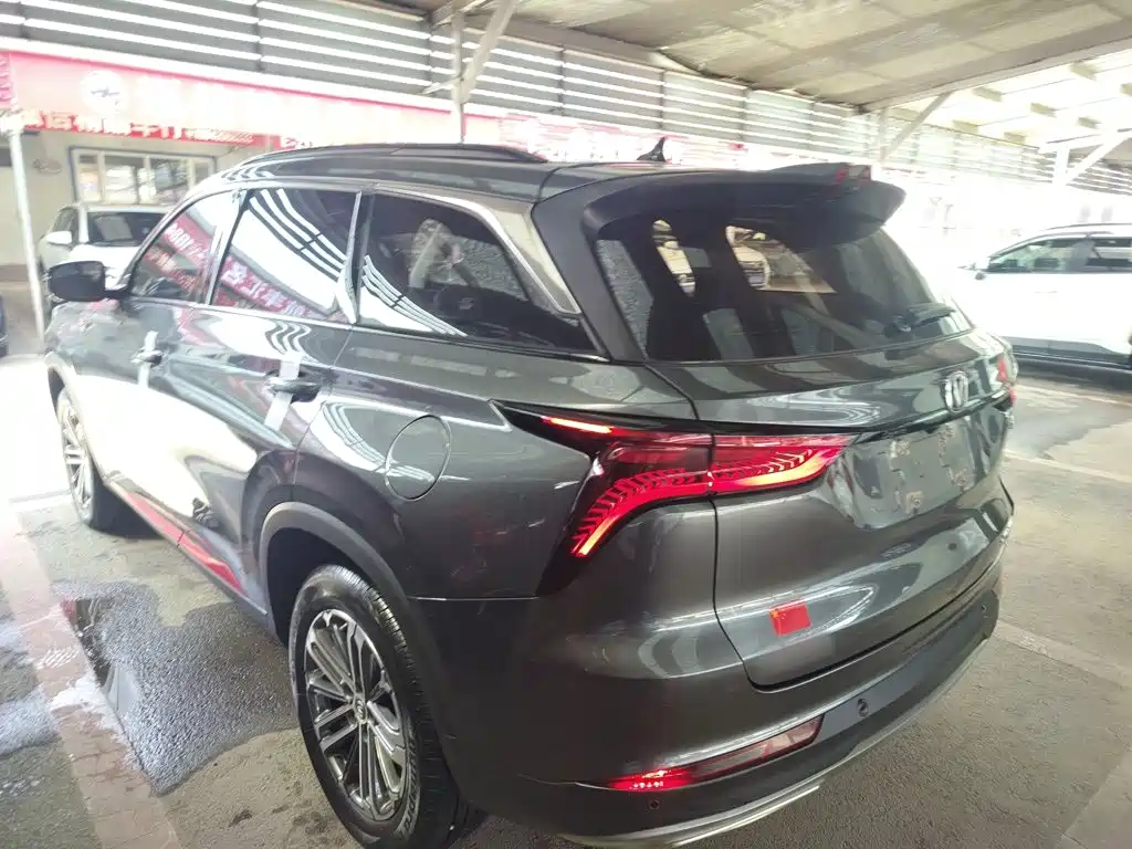 Changan CS75 PLUS 2021 — фото 23
