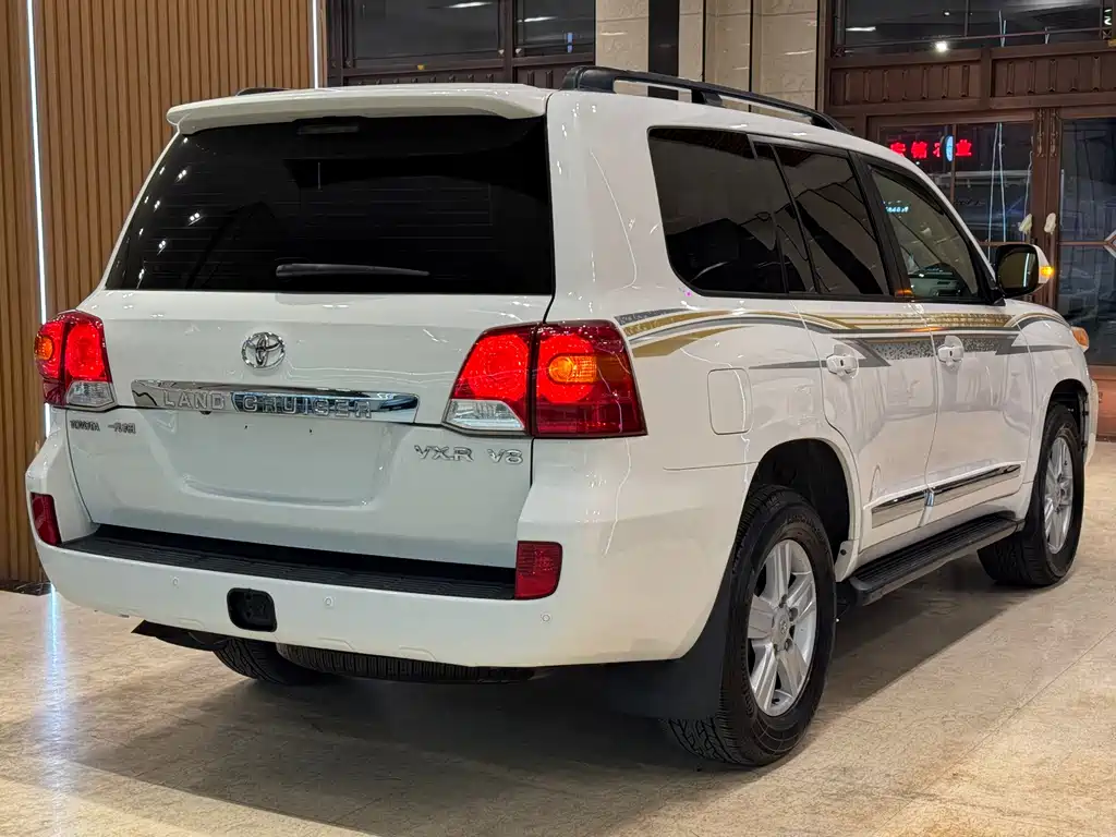 Toyota Land Cruiser 2013 — фото 4
