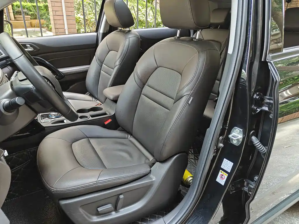 GAC Motor GS4 Hybrid 2019 — фото 11