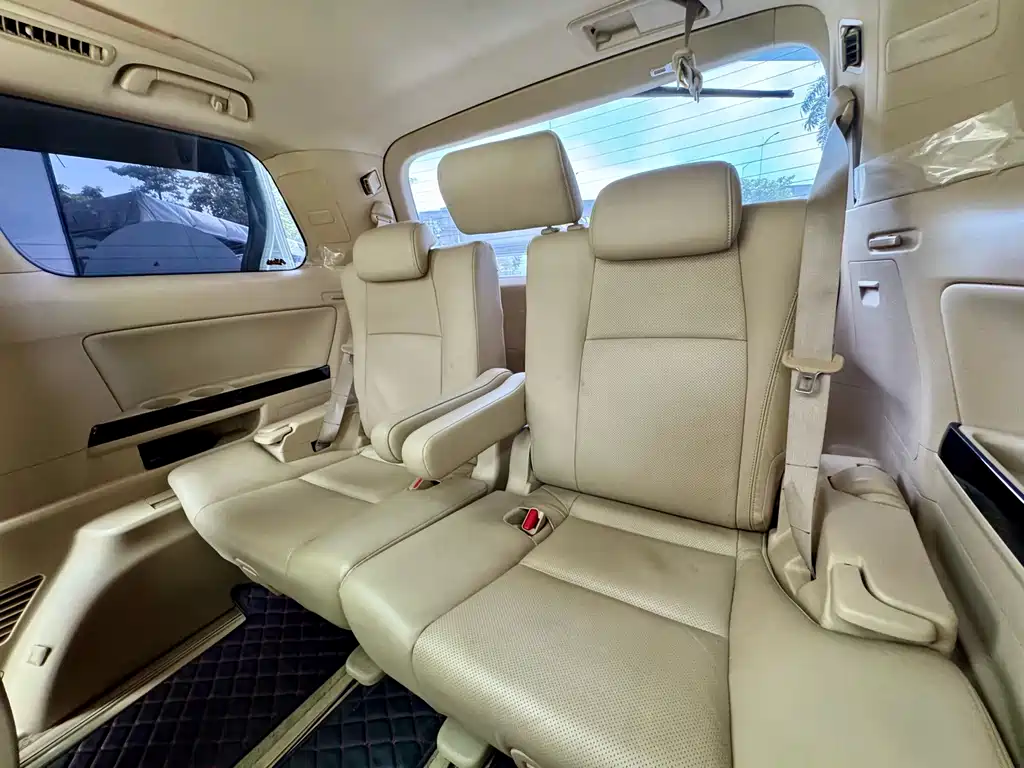 Toyota Alphard 2016 — фото 10