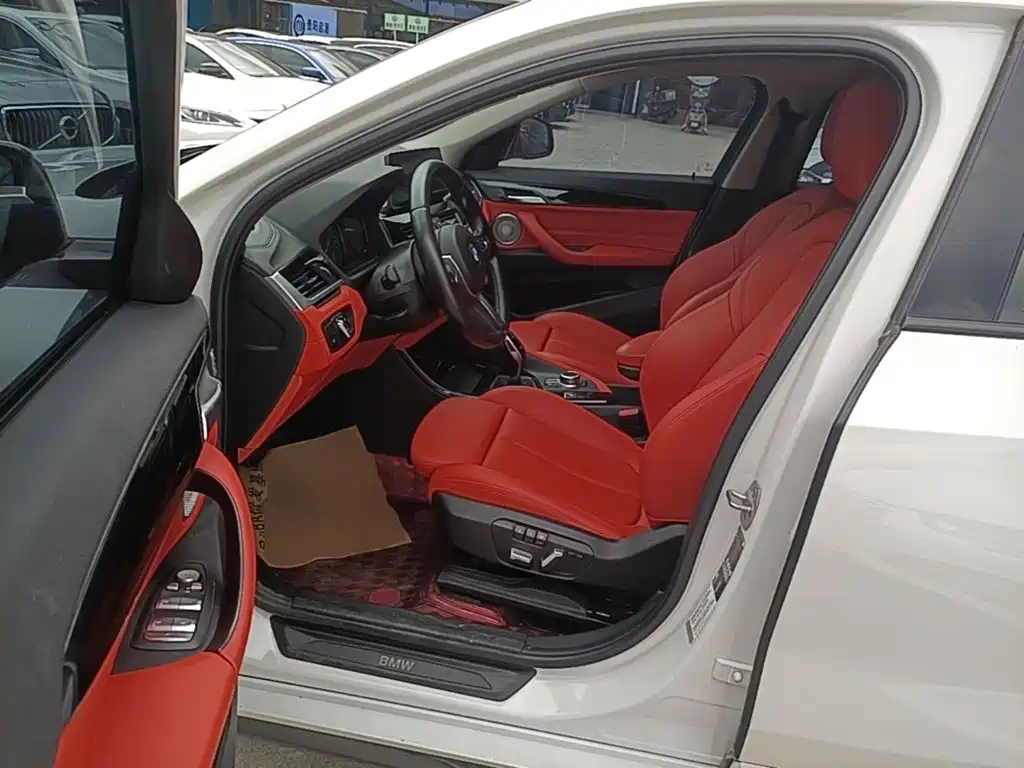 BMW X2 2022 — фото 16