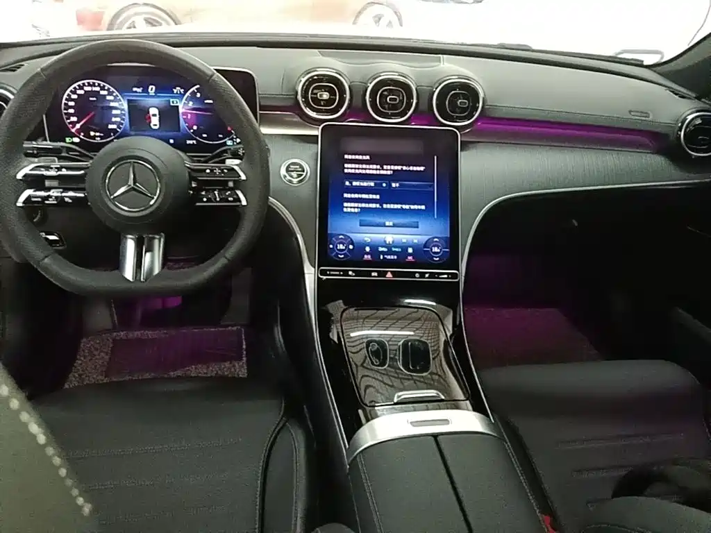 Mercedes-Benz C-Class 2023 — фото 10