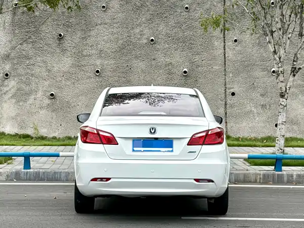 Changan Eado 2016
