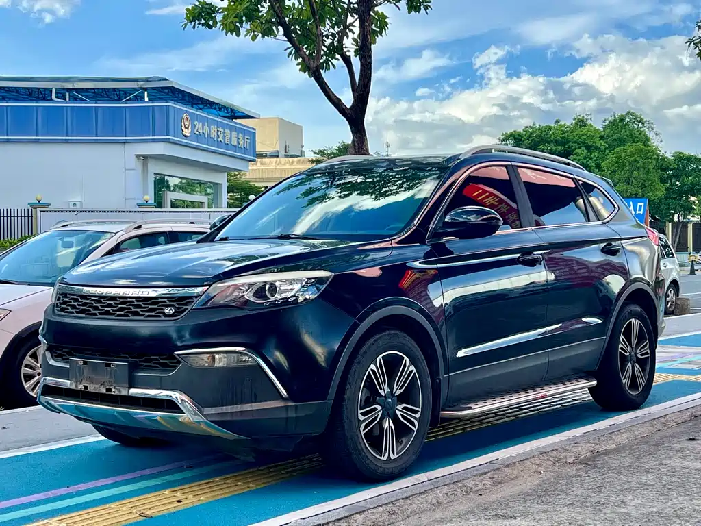 Leopaard CS10 2016