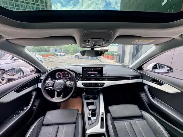 Audi A4L 2020