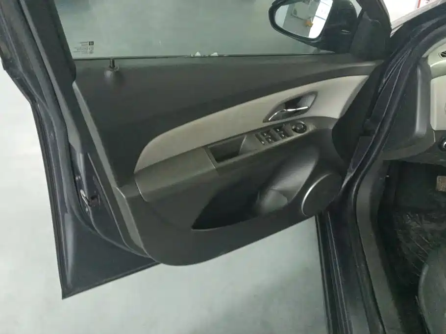 Chevrolet Cruze 2013
