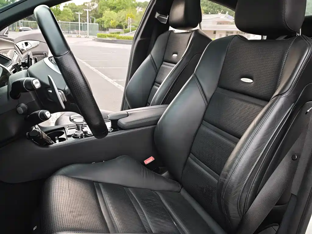 Mercedes-Benz CLS AMG 2013 — фото 10
